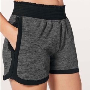 LULULEMON COOL AND COLLECTED SHORTS